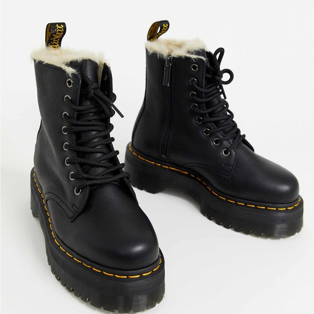 Dr. Marten Women’s Black Leather Fur Lined Winter Boots Jadon Platform - Picture 2 of 14